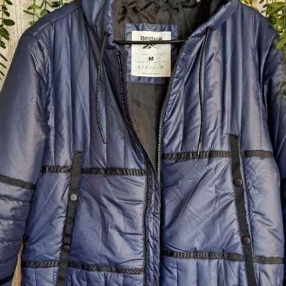 NWOT Reebok Puffer Jacket - Picture 7 of 9